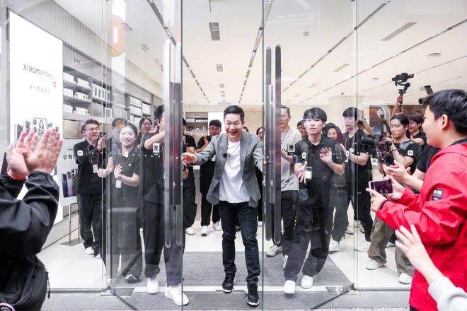 研发机器人项目;国内发布「脑机接口标准」 极客早知道麻将胡了小米17开售5分钟破国产机销售纪录;Meta(图3) 研发机器人项目;国内发布「脑机接口标准」 极客早知道麻将胡了小米17开售5分钟破国产机销售纪录;Meta(图3)